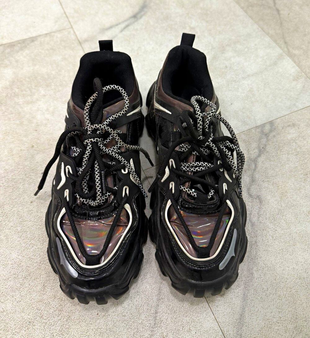 Black/Gray Low Top Lace Up Men's Athletic Sneakers Solid Chunky Sole